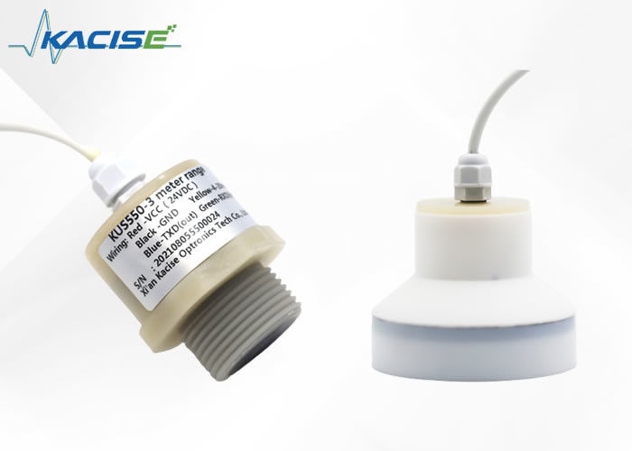 سنسور سطح مایع التراسونیک با برد 12 متری مواد PVDF IP68 محافظ برای کاربردهای صنعتی
