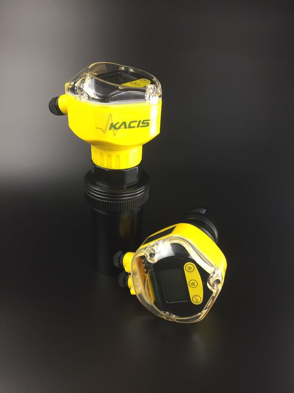 سنسور سطح اولتراسونیک سری KUM/KUS با اندازه گیری بدون تماس خروجی 4-20 میلی آمپر و دقت 0.3 درصد