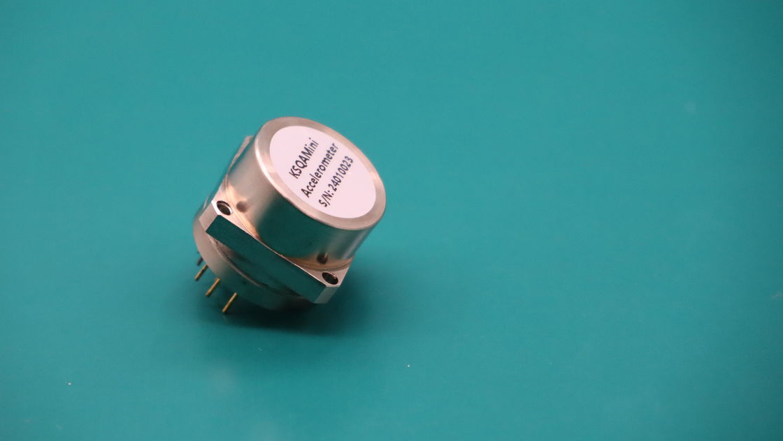2.3 ~ 3.5mA / g فاکتور مقیاس 1000g مقاومت به شوک سنسور کوارتز انعطاف پذیر شتاب سنج با -55 ° C ≈ + 130 ° C دمای ذخیره سازی