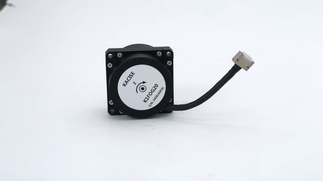 ژایروسکوپ فیبر نوری و سنسور سرعت زاویه ای با محدوده دینامیکی ±900°/s، راه رفتن تصادفی ≤0.01°/h^1/2 و انحراف انحراف ≤0.3°/h برای سیستم های بی وقفه