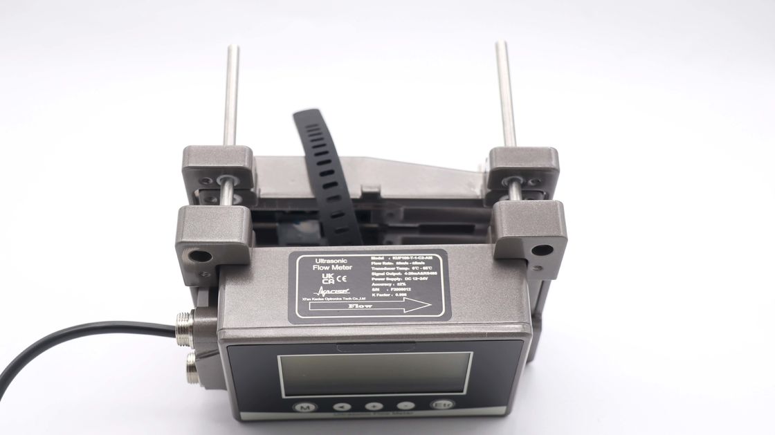 KUF100 اندازه گیری جریان با 4-20mA خروجی، مواد پلاستیکی صنعتی و 256 * 128 صفحه نمایش LCD روشن