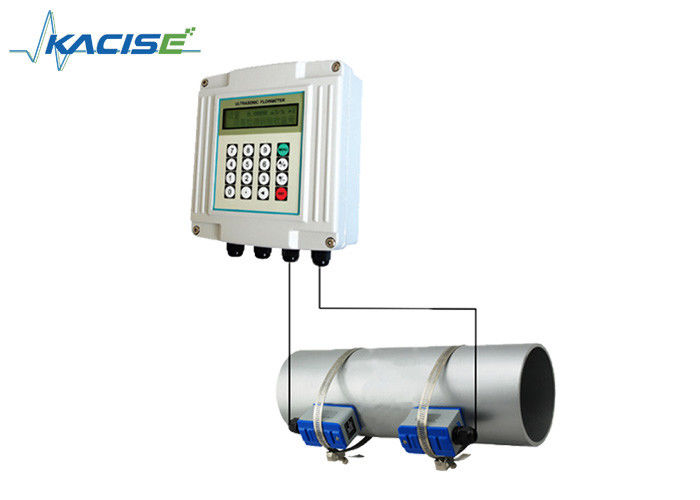 کلیمپ سری KUF2000 در دستگاه اندازه گیری جریان فوق صوتی با محافظت IP67، محدوده DN32-DN6000 و دقت 1٪
