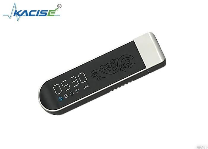 یک آشکارساز کوچک CO2 با سنسور دقیق و USB پلگ و پلی برای نظارت فشرده