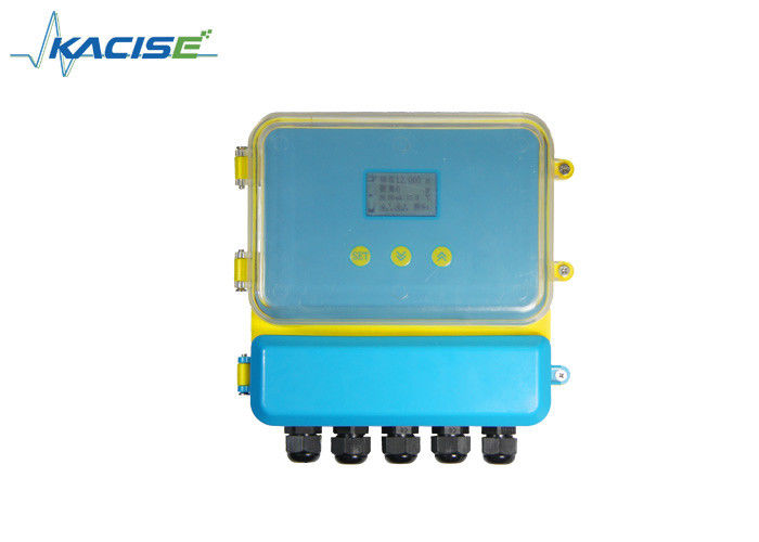 IP66 ابزار نمایش IP68 انتقال دهنده 30m محدوده دو سیم تقسیم سطح سنج فوق صوتی برای نظارت بر سطح مایع صنعتی
