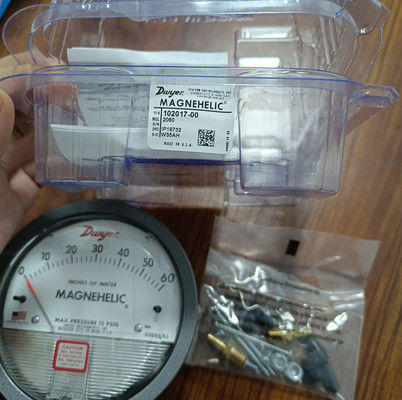 Dwyer Series 2000 Magnehelic Differential Pressure Gauge با 0-60 در محدوده w.c ± 2٪ دقت و اتصال 1/8 NPT