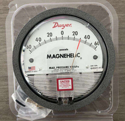 Dwyer Series 2000 Magnehelic Differential Pressure Gauge با دقت ±2٪ FS و حرکت مغناطیسی بدون اصطکاک برای برنامه های کاربردی 20-140 ° F