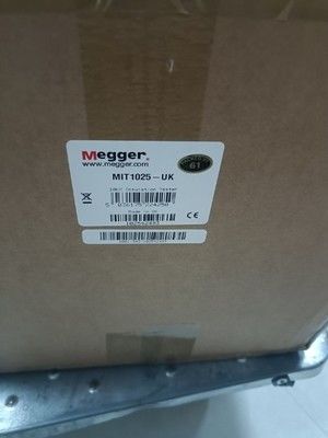 Megger MIT1025-UK تست کننده عایق با خروجی، مقاومت 20 Teraohms ، ولتاژ آزمون چند محدوده 10kV