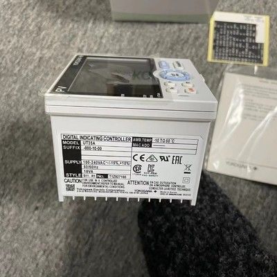 UT35A کنترلگر دمای دیجیتال با LCD رنگی 14 بخش، کنترل ردیف نردبان و ارتباطات اترنت