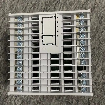 UT35A کنترلگر دمای دیجیتال با LCD رنگی 14 بخش، کنترل ردیف نردبان و ارتباطات اترنت